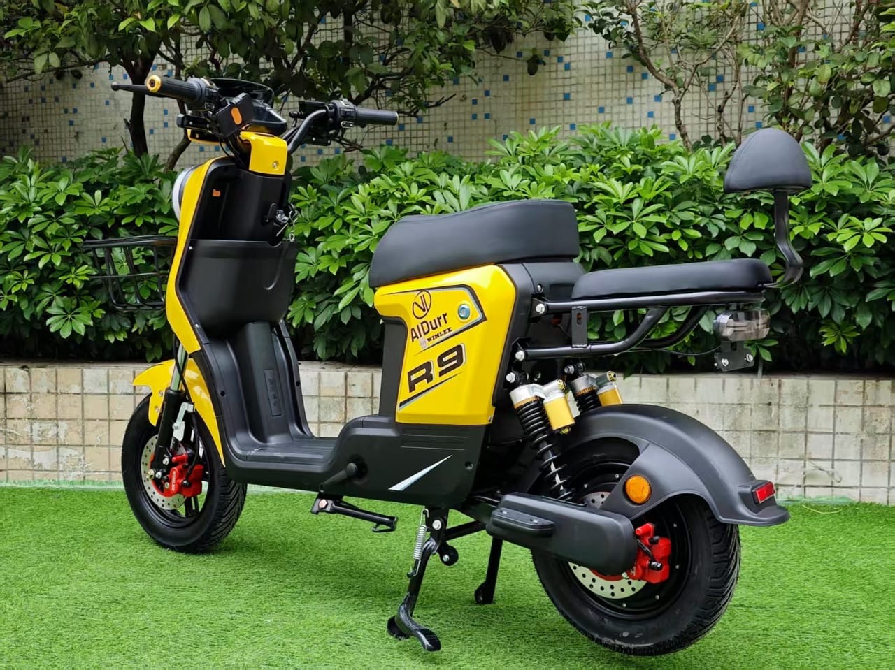 دراجة R9 اصفر