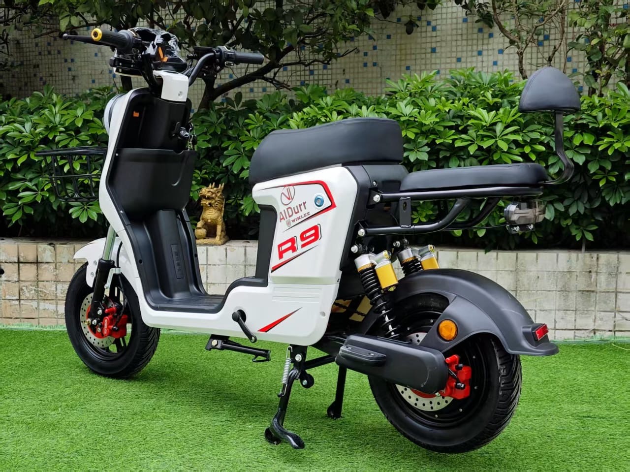 دراجة R9 ابيض