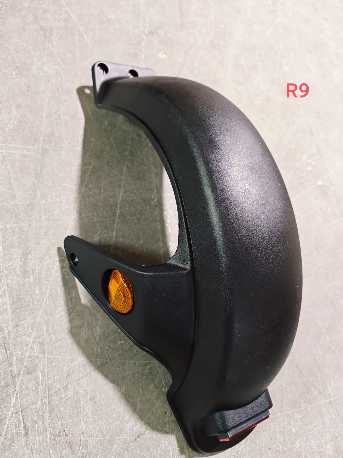 جاملغ خلفي R9